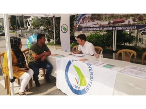 Düzce Üniversitesi Düzceli Üniversite Adaylarının Hizmetinde