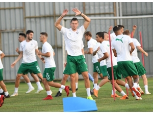 Bursaspor’da Necid Ve Kembo Yeniden Takıma Döndü