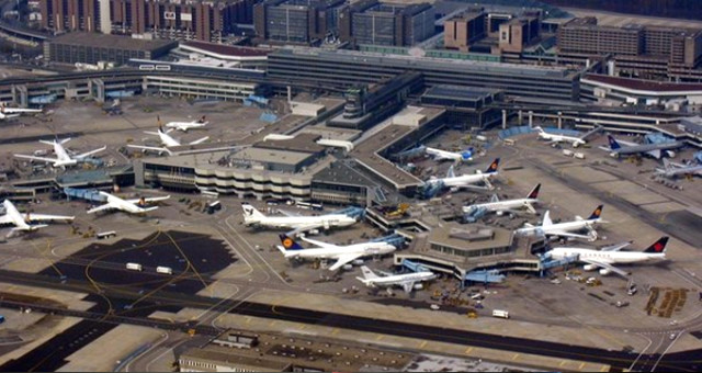 Almanya'daki Frankfurt Havaalanı Polis Tarafından Tahliye Edildi