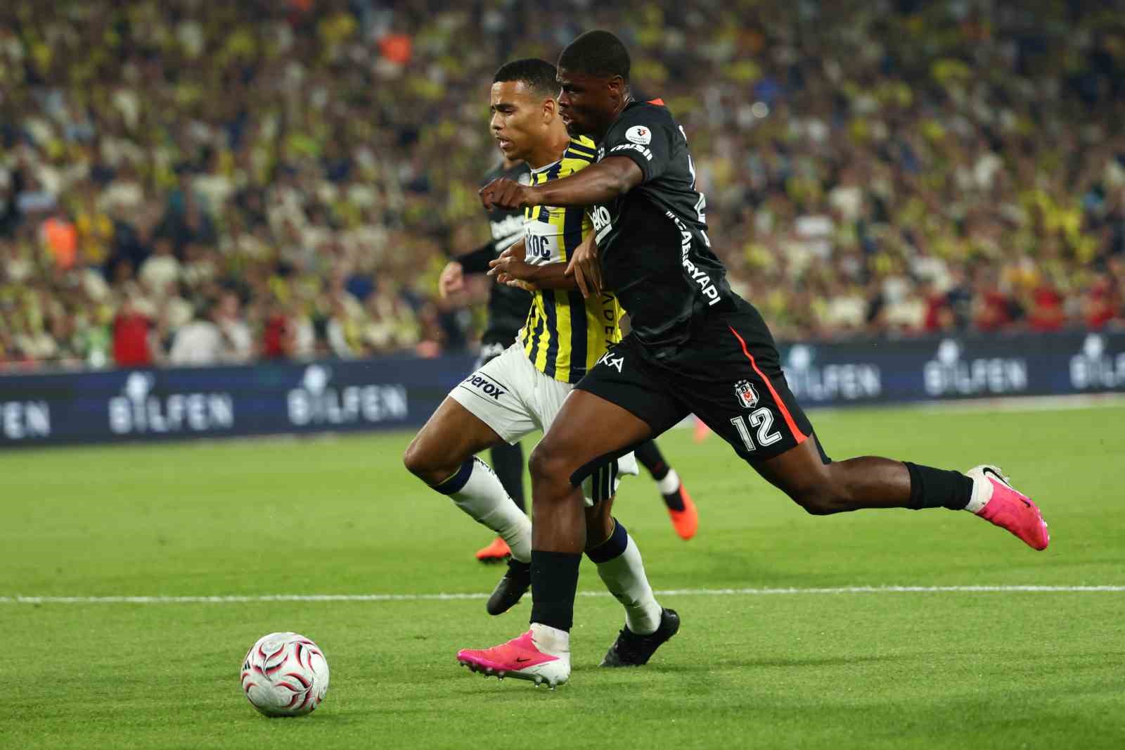 trendyol-super-lig-fenerbahce-1-besiktas-1-ilk-yari