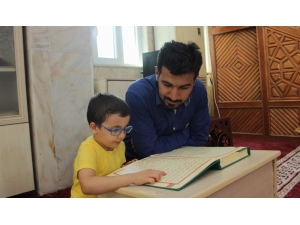 5 Yaşında Kur’an Okumayı Öğrendi