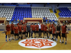 Karesispor Sezonu Açtı