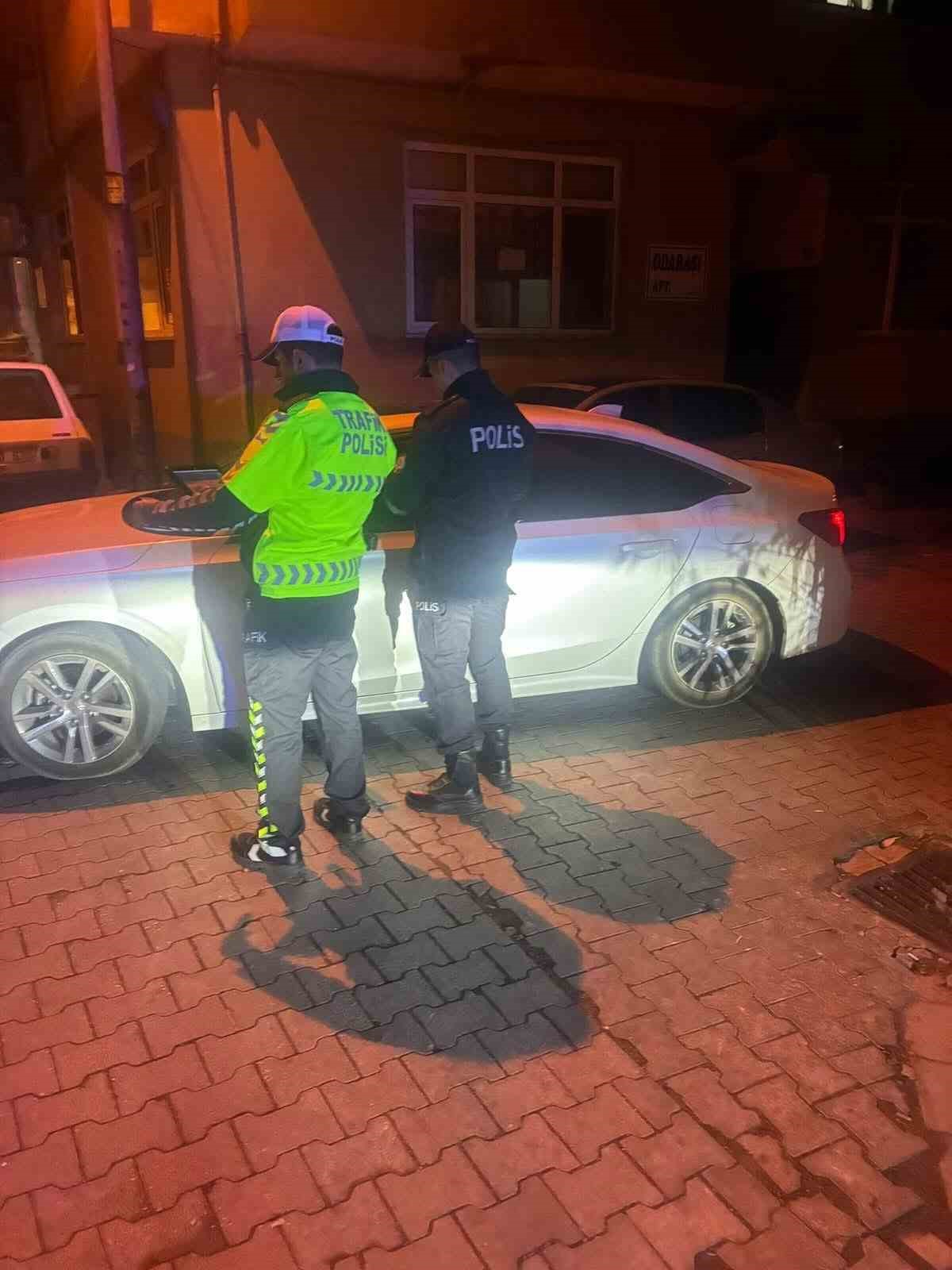 gonen-de-trafik-denetimi-alkollu-ve-ehliyetsiz-suruculere-islem