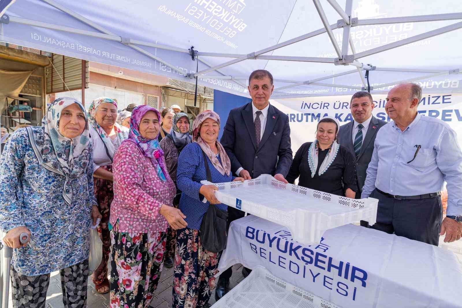 izmir-buyuksehir-belediyesi-nden-ureticiye-kerevet-destegi