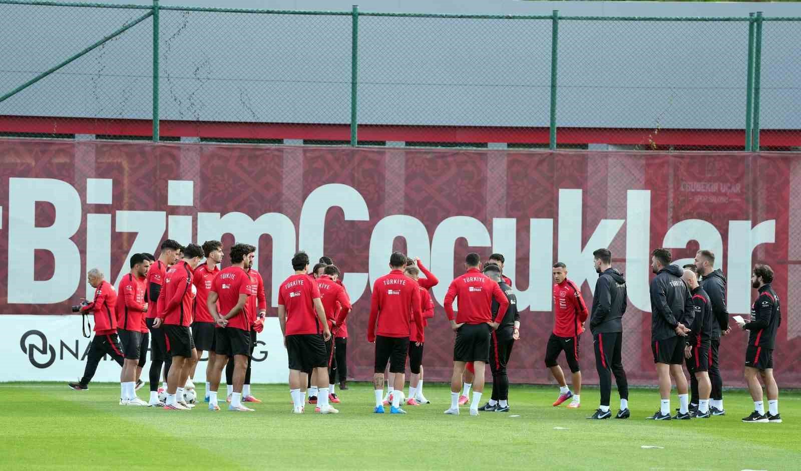 a-milli-takim-da-italya-maci-hazirliklari-basladi