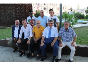 Mehmet Sepil: "İstanbul Takımlarıyla Farkı Kapatacağız"