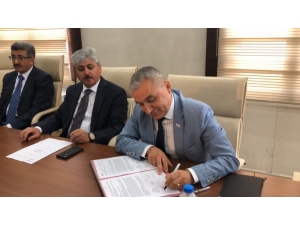 Çıldır Gölünü Koruma Adına İmzalar Atıldı