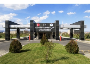 Aiçü Yeni Öğrencilerini Bekliyor