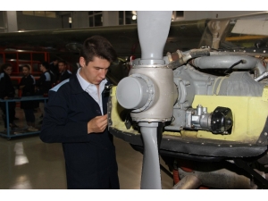 Gökyüzündeki Hayalini Yeryüzü İle Birleştirdi