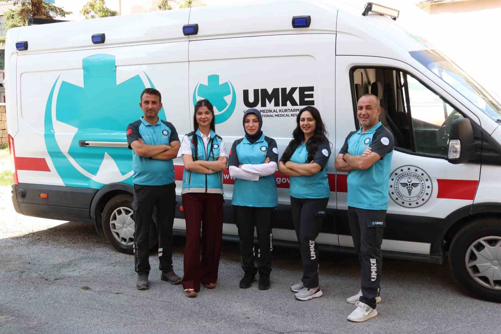 cocuk-doktorundan-anestezi-teknikerine-kayseri-nin-gonullu-saglik-ordusu