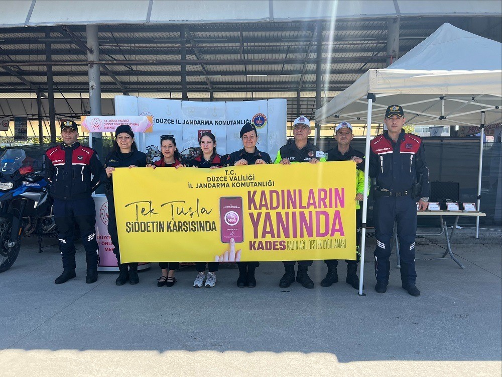 jandarma-dan-kades-ve-kadina-siddet-bilgilendirmesi-yapildi