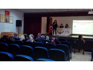 Özalp Belediyesinden Kadınlara Seminer