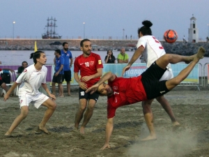 Alanya’da Plaj Futbolu Heyecanı