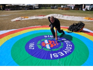 Simav’da “Yamaç Paraşütü Festivali”