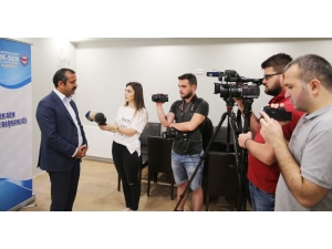 Memiş: "Açıklanan Ekonomik Politikayı Önemsiyor Ve Destekliyoruz”