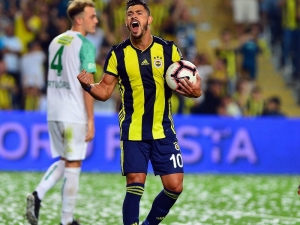 Fenerbahçe’nin İlk Golü Giuliano’dan