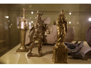 Sahte Tarihi Eserler Sergilenerek Vatandaş Uyarılıyor