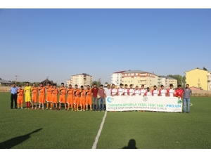 1071 Malazgirt Spor İle Bulanık Bilican Spor Arasında Hazırlık Maçı