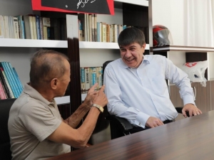 Başkan Türel’den Antalyasporlu Eski Futbolcu Eren’e Ziyaret