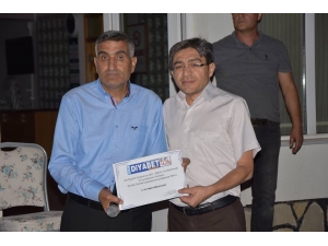 Van’ın En Başarılı Doktorları Ödüllerini Aldı