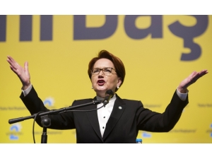 İyi Parti Genel Başkanı Akşener: "Sizlere Kolay Bir Başarı Vaat Etmiyorum"