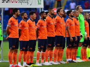 Spor Toto Süper Lig: Medipol Başakşehir: 0 - Trabzonspor: 0 (Maç Devam Ediyor)