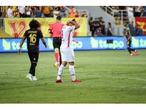 Spor Toto Süper Lig: Göztepe: 0 - Yeni Malatyaspor: 1 (İlk Yarı)