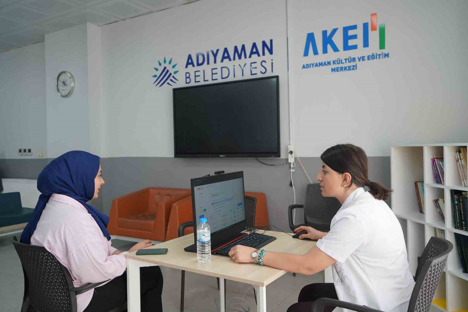 yks-tercih-doneminde-2-bin-500-ogrenciye-ucretsiz-rehberlik