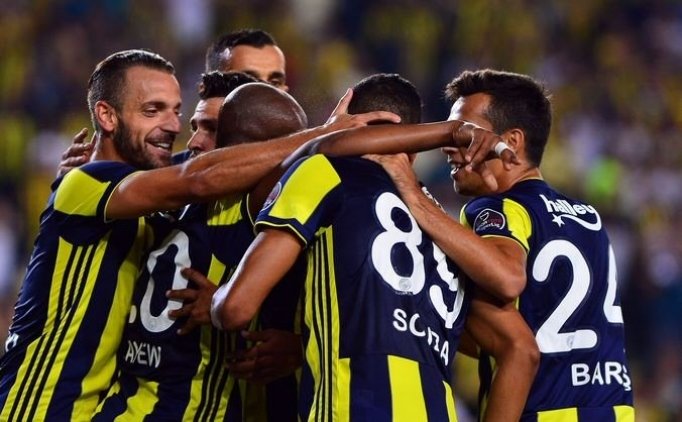 Fenerbahçe'de 2 Formaya 5 Aday