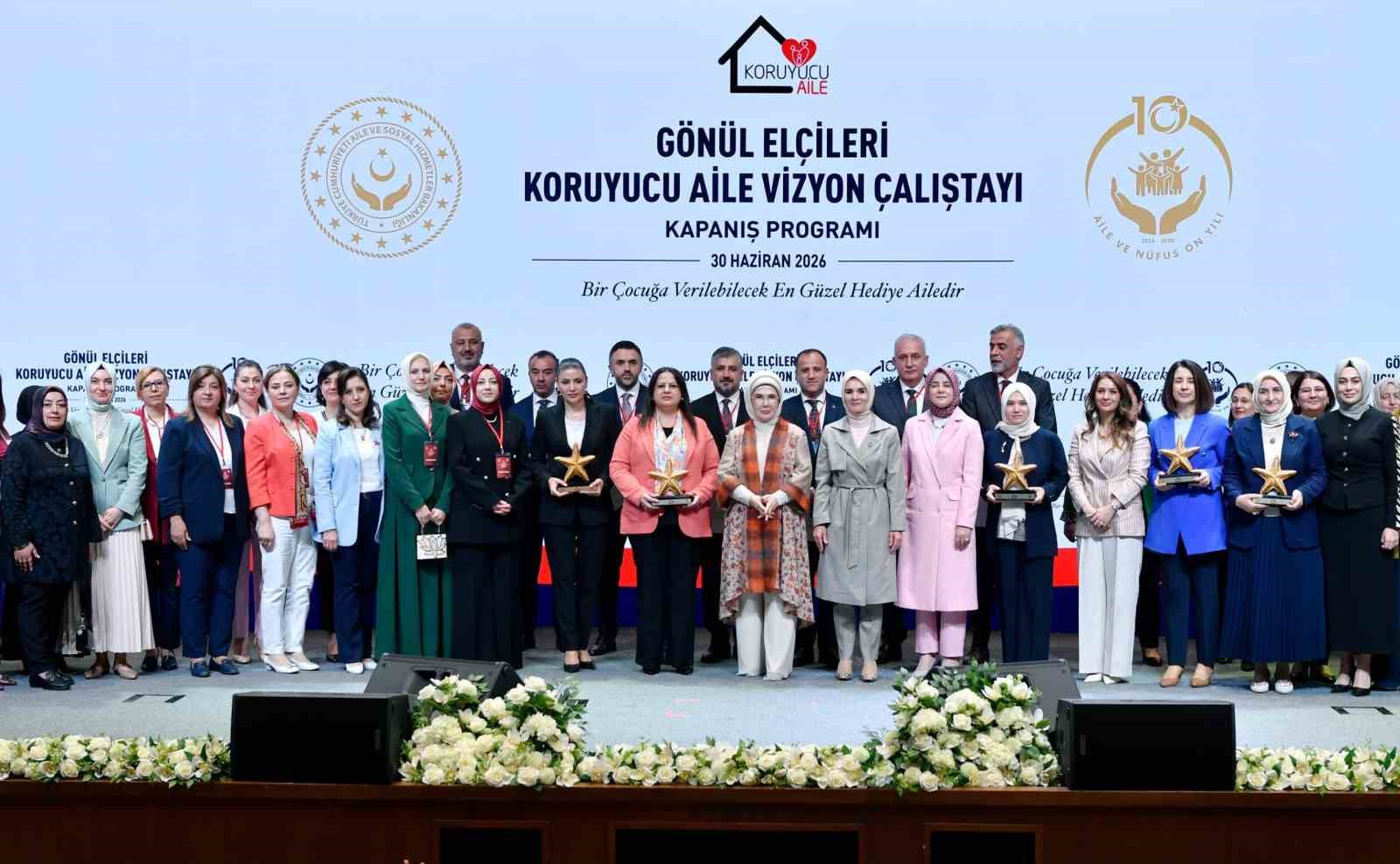 kahramanmaras-a-koruyucu-aile-hizmetlerinde-kalabalik-aile-ozel-odulu