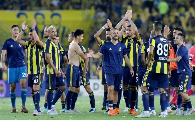 Fenerbahçe'de Yıkılmaz Kale! Josef Ve Topal... .
