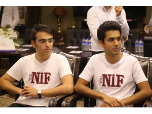 Başarılı Öğrencilere Ödül