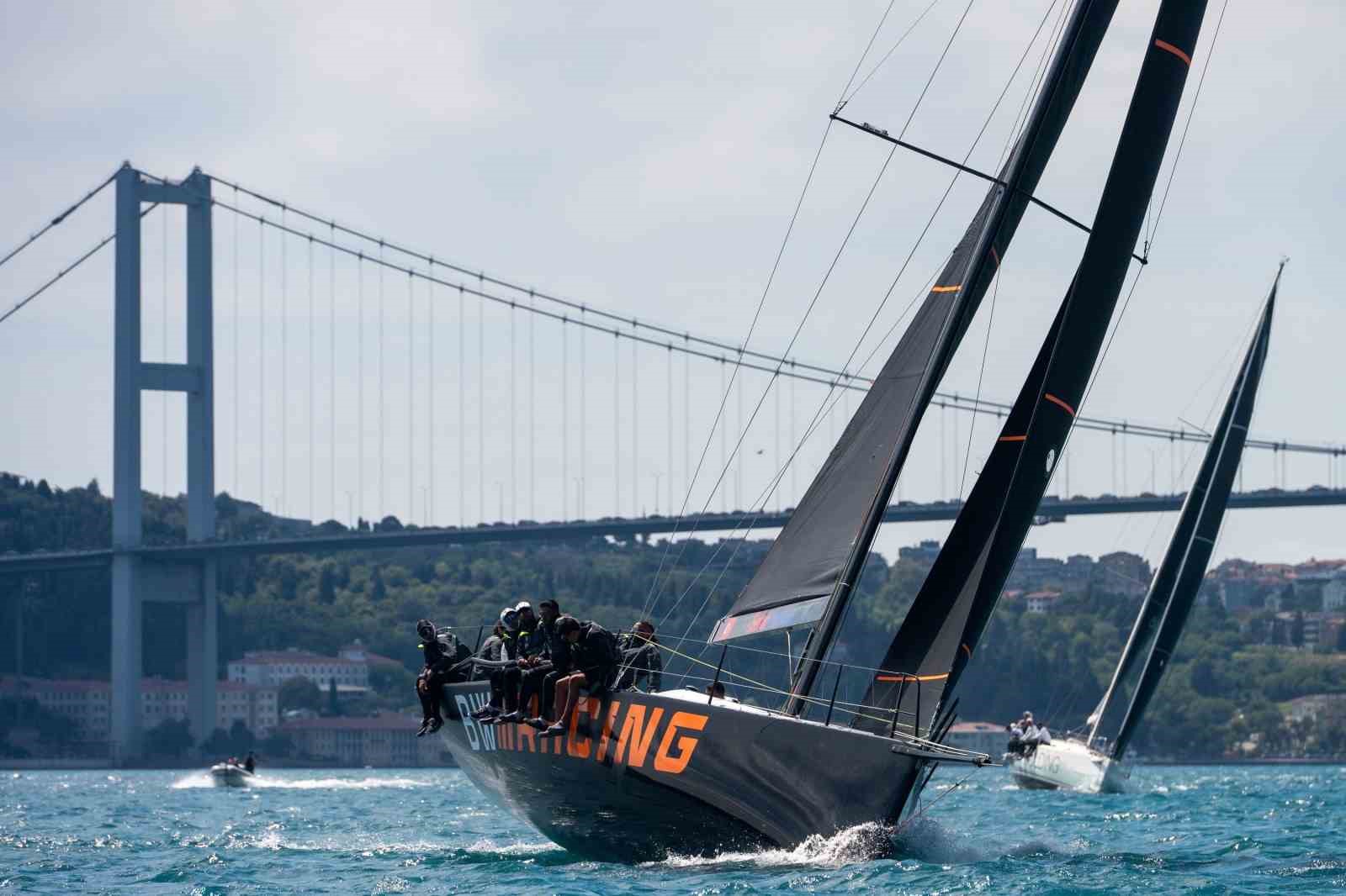 tayk-eker-olympos-regatta-nin-sampiyonlari-odullerini-aldi