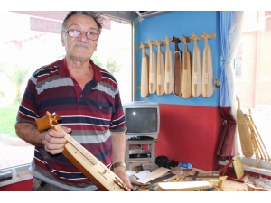 Yunanlılar, Fransızlar Derken Şimdi De Japonlar’dan Gelen Siparişleri Yetiştirmeye Çalışıyor