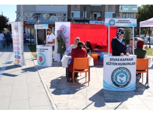 Cü Vakfı Okulları’ndan Ücretsiz Rehberlik Hizmeti