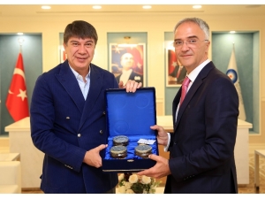 Sırbistan’dan Antalya’ya Turist Desteği Sözü