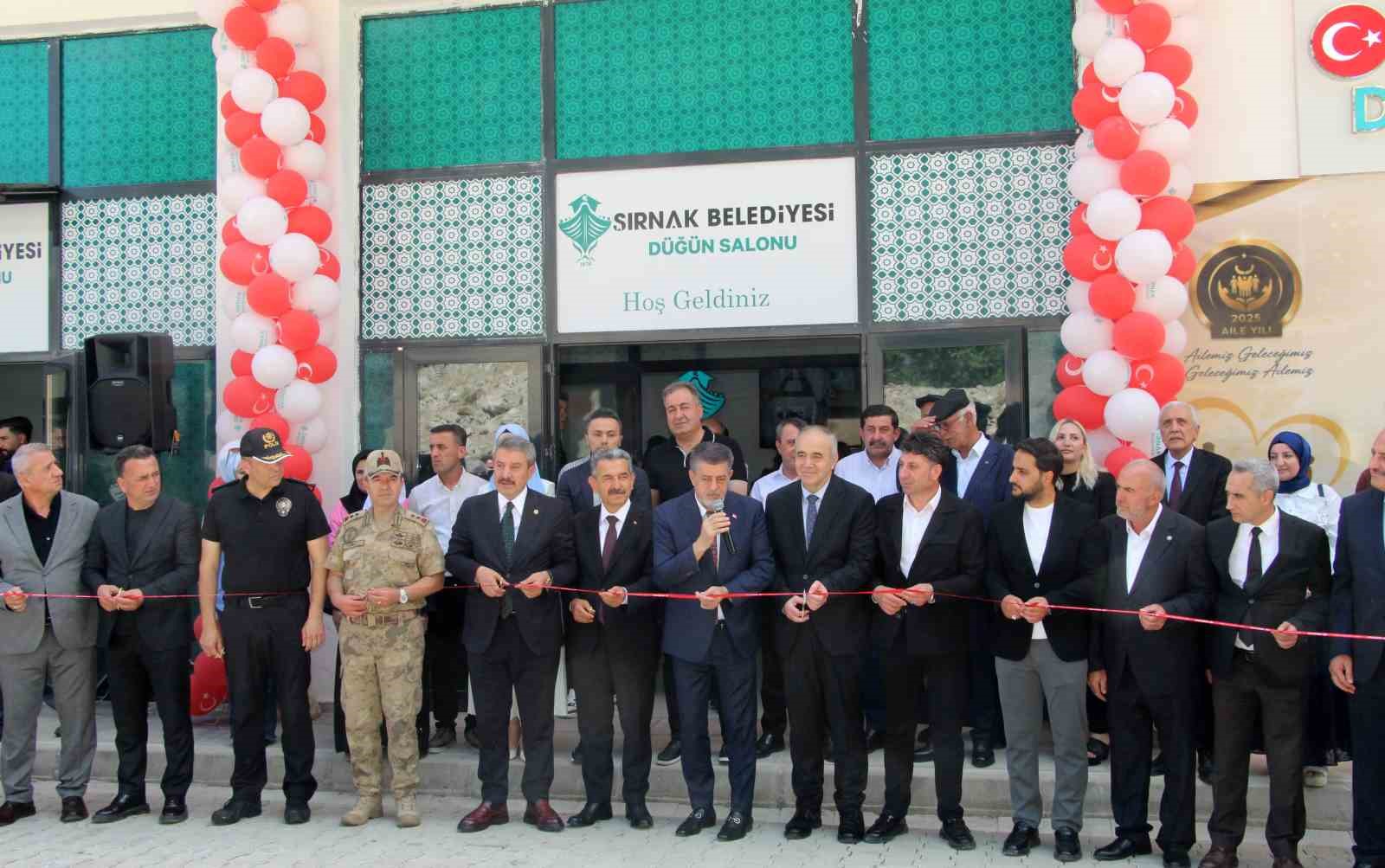 sirnak-ta-ucretsiz-belediye-dugun-salonu-acildi
