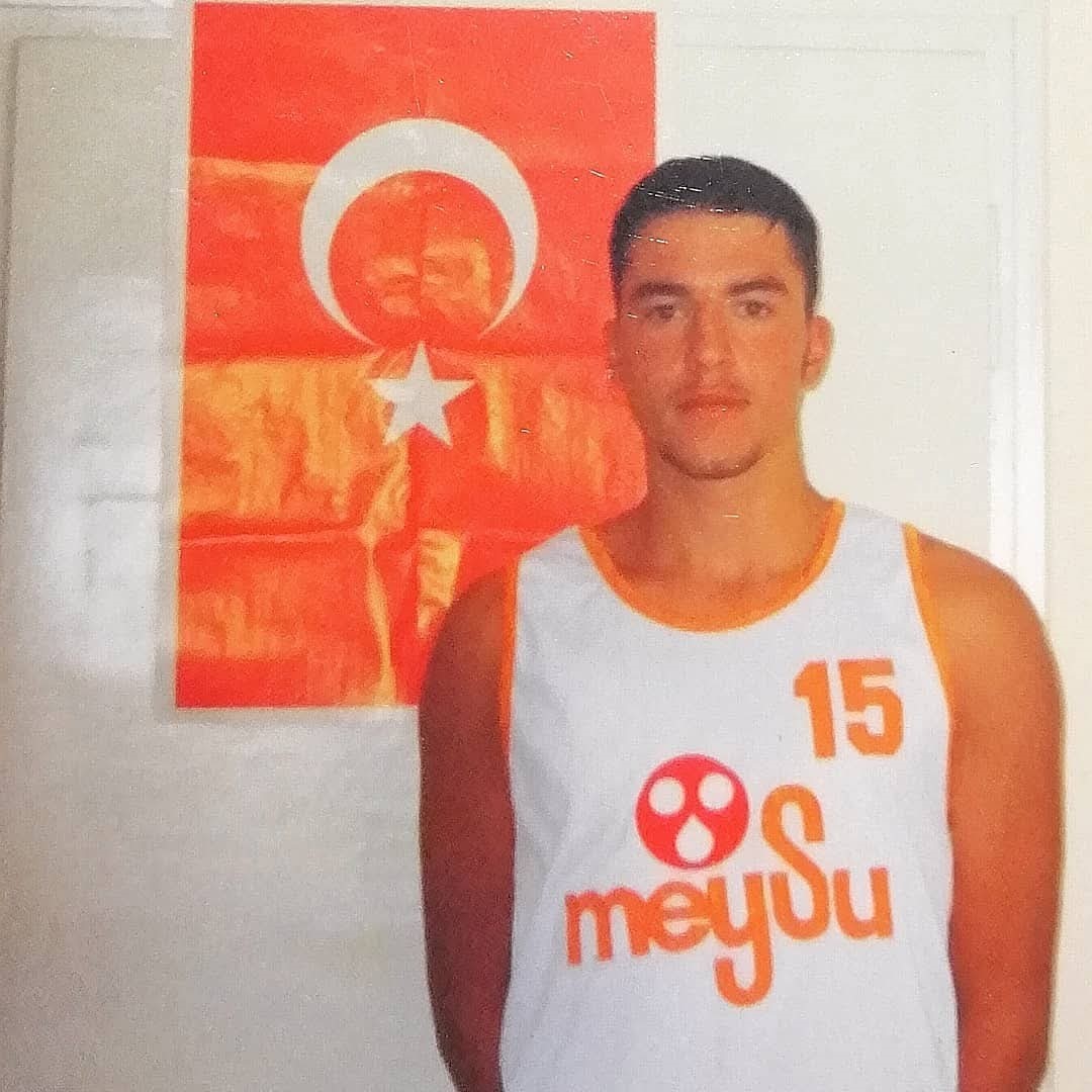 hasan-aksoyak-basketbolda-40-aktif-sezonuna-cikti