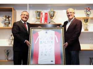 Kafaoğlu: “Balıkesirspor Bizim Sevdamız”