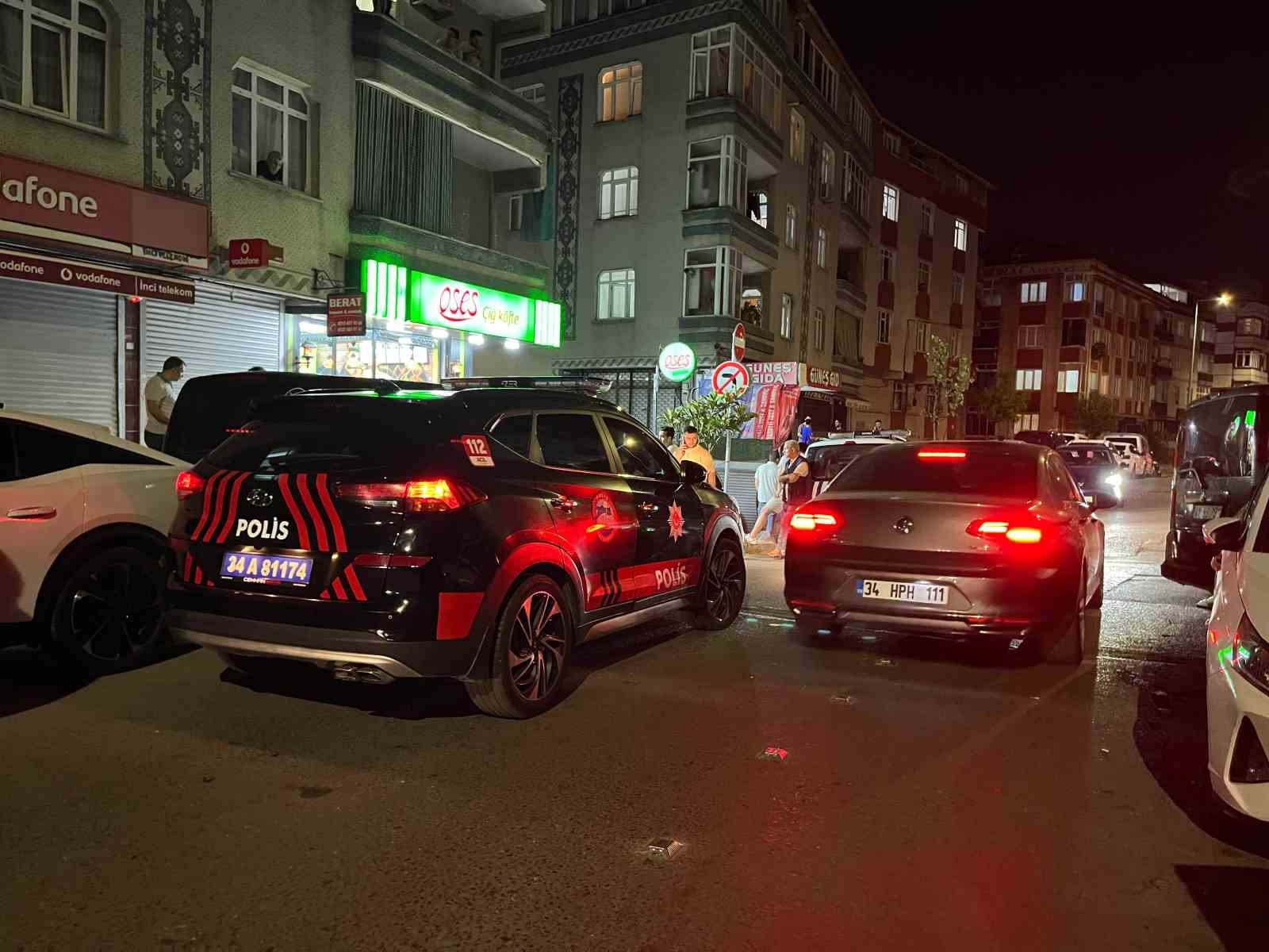 gaziosmanpasa-da-motosikletli-sahislarca-silahli-saldiri-1-yarali