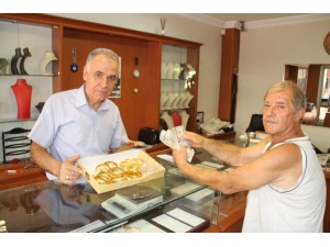 Torbalı’da Son İki Günde 20 Kilo Altın Ve 500 Bin Dolar Bozduruldu