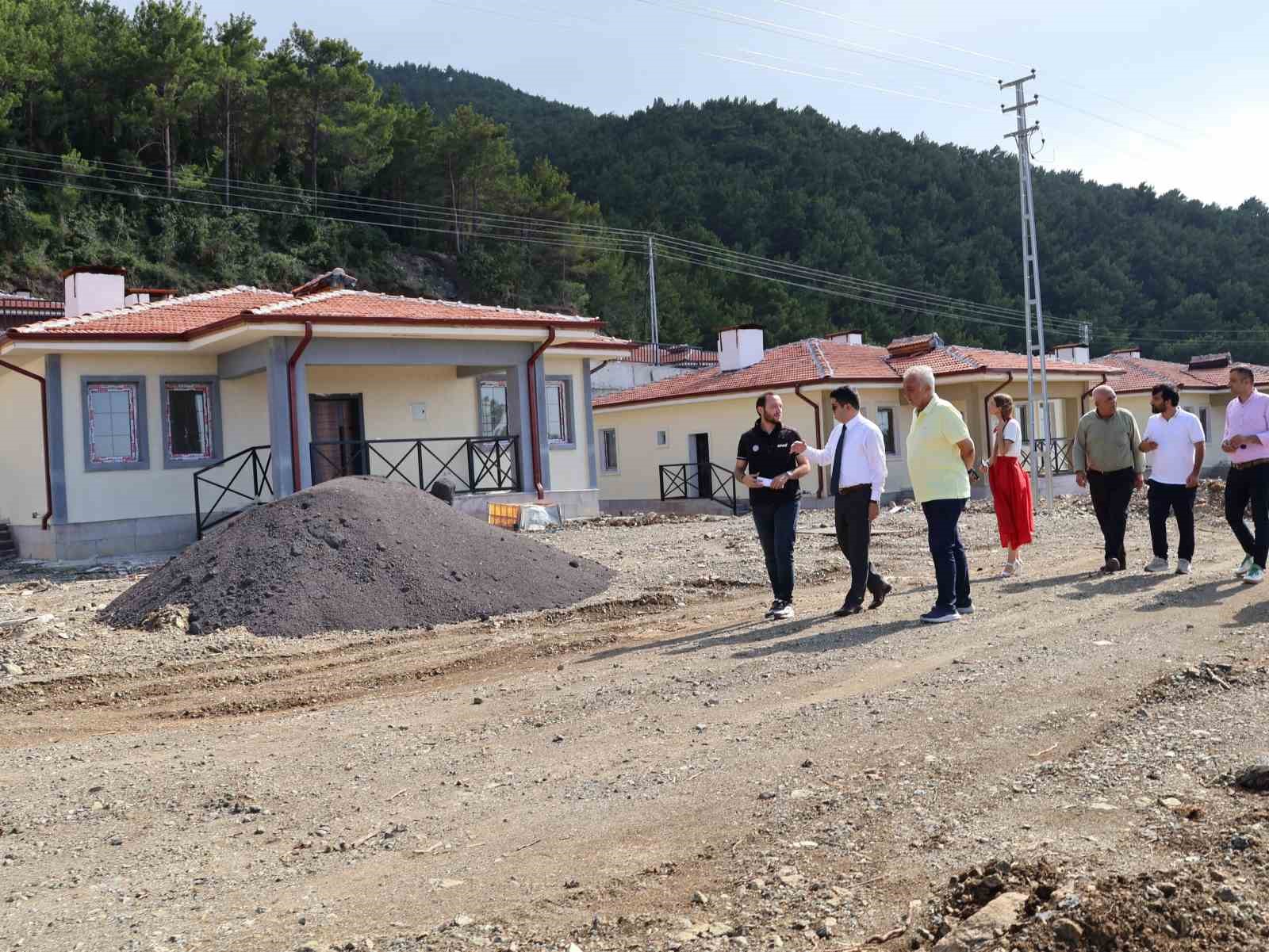 isikli-mahallesi-ndeki-kirsal-afet-konutlarinda-sona-gelindi