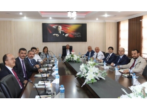 Üniversite Rektörleri Birlik Ve Beraberlik İçin Toplandı