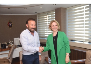 Milletvekili Emine Zeybek’ten Başkan Doğan’a Nezaket Ziyareti