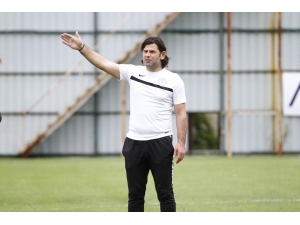 İbrahim Üzülmez: "Akhisarspor Karşılaşmasından İstediğimiz Sonuçla Ayrılmak İstiyoruz’’