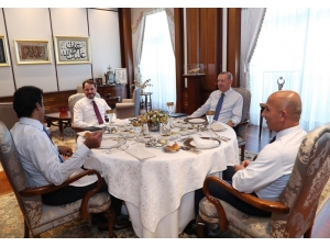 Bakan Albayrak: “Türkiye-katar İşbirliğini Çok Daha İleriye Taşıyacağız”