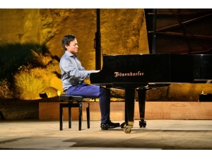 Singapurlu Piyanist Shaun Choo’dan Gümüşlük’te Unutulmaz Konser
