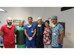 Robotik Cerrahiyle İdrar Kanallarından Mesane Büyütülmesi Ameliyatı Yapıldı