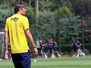 Fenerbahçe Hazırlıklara Başladı