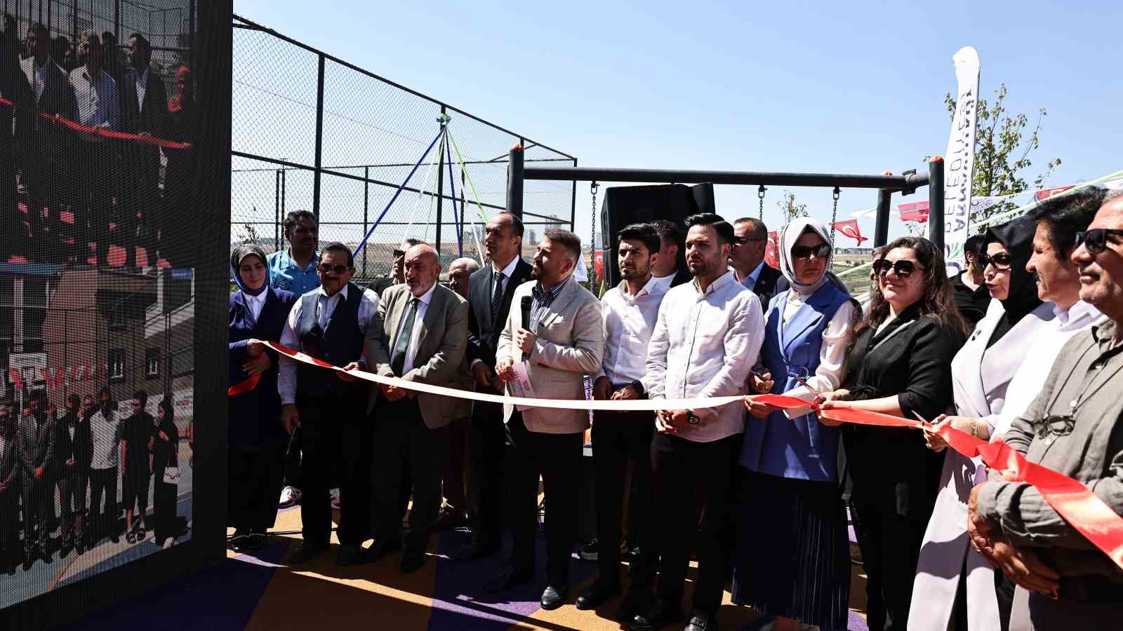 arnavutkoy-e-4-yeni-park-6-bin-400-metrekarelik-yeni-yasam-alani-kazandirildi